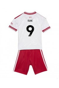 Liverpool Alexander Isak #9 Babyklær Borte Fotballdrakt til barn 2026-27 Korte ermer (+ Korte bukser)